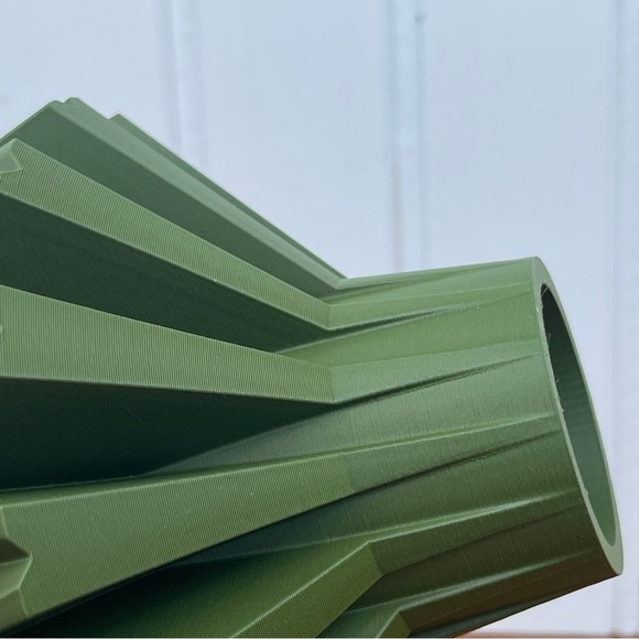 Minimal Clean Line Vase, The Javero Vase, Flower Vase - Picture 7 of 8